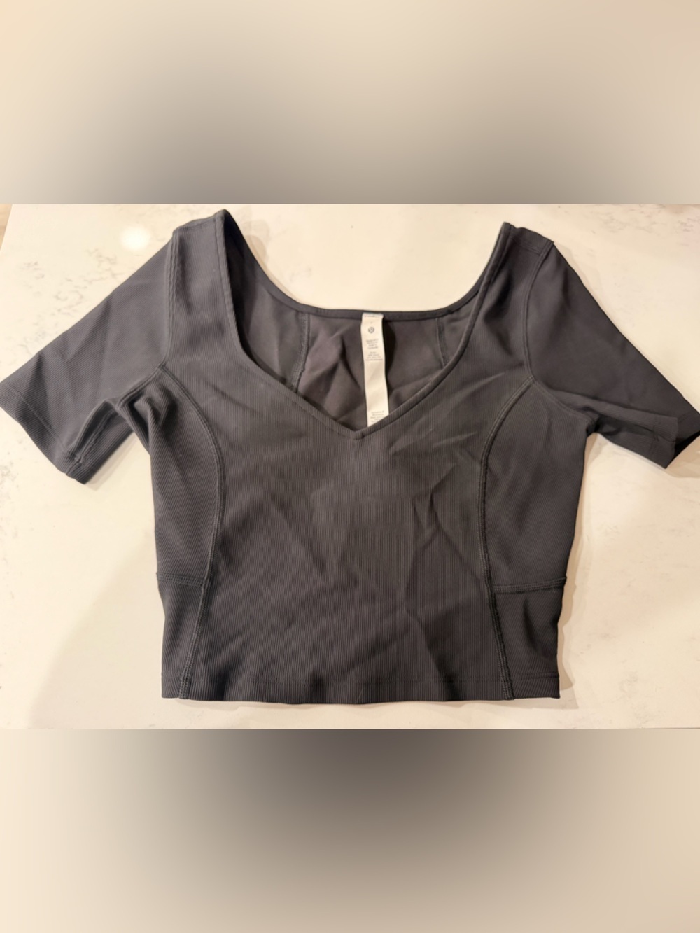 Lululemon Black Ribbed Crop Top NWOT